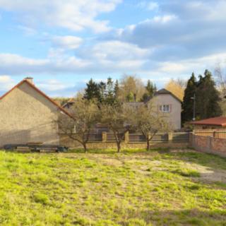 Prodej stavební parcely 944 m²
