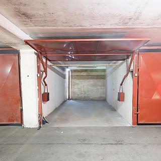 Prodej garáže 18 m&sup2; Praha