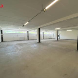 Pronájem skladu 404 m² Praha Horní Počernice, Ve žlíbku