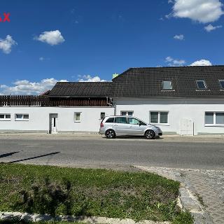 Pronájem bytu 3+kk 70 m² Mochov, Havlíčkova