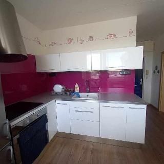 Pronájem bytu 1+1 37 m² Šlapanice