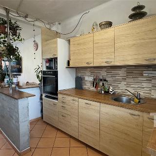 Prodej rodinného domu 94 m² Černá Hora, Úzká