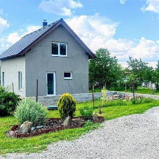 Prodej rodinného domu 84 m² Suchý