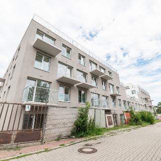 Prodej bytu 3+kk 75 m² Praha, Českobrodská