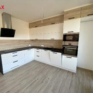 Prodej bytu 2+kk 71 m² Plzeň, Kartónová