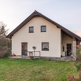 Prodej rodinného domu 150 m&sup2; Líšnice