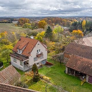 Prodej rodinného domu 240 m&sup2; Pičín
