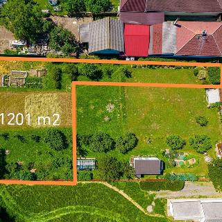 Prodej stavební parcely 1201 m² Chraštice