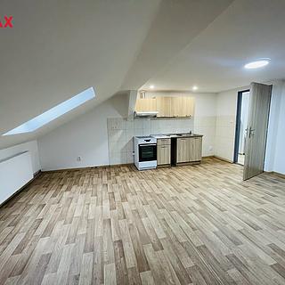 Pronájem bytu 3+kk 64 m² Duchcov