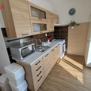 Pronájem bytu 2+1 53 m² Teplice, Jaselská