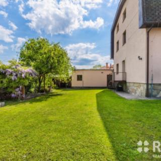 Prodej rodinného domu 301 m² Praha