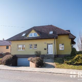 Prodej rodinného domu 378 m² Kobylnice, Sokolnická