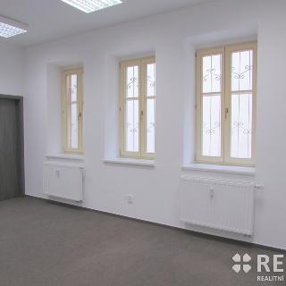 Pronájem bytu 2+kk 45 m² Brno