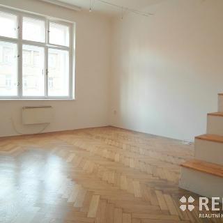 Pronájem bytu 1+1 50 m² Brno, Kounicova