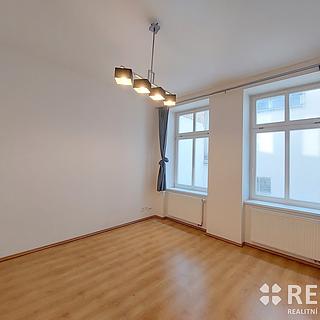 Pronájem bytu 2+1 64 m&sup2; Brno