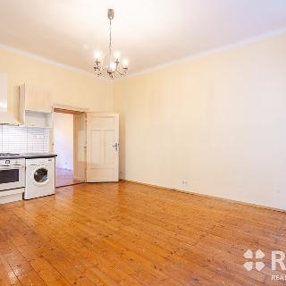 Pronájem bytu 4+kk 85 m² Brno, Grohova