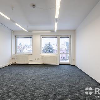 Pronájem kanceláře 24 m² Brno, Vodova