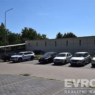 Pronájem garáže 16 m&sup2; Kolín