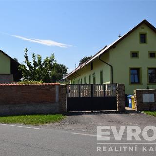 Pronájem rodinného domu 52 m² Zásmuky