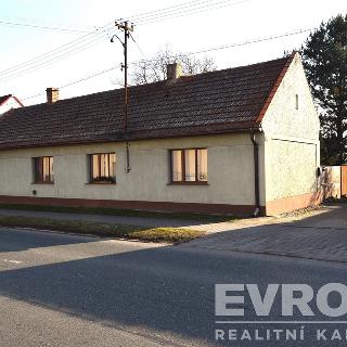 Prodej rodinného domu 66 m² Cerhenice, Nádražní