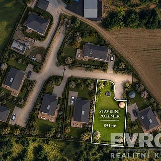 Prodej stavební parcely 851 m&sup2; Soutice