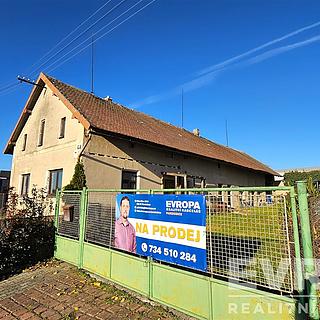 Prodej rodinného domu 250 m&sup2; Sobětuchy