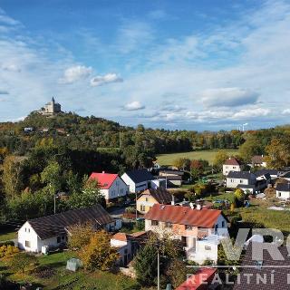 Prodej stavební parcely 909 m² Kunětice