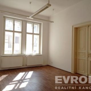 Pronájem obchodu 25 m² Liberec