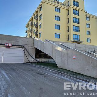 Pronájem garáže 16 m&sup2; Liberec