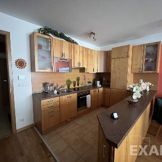 Prodej bytu 3+kk 78 m² Praha, Lovčenská