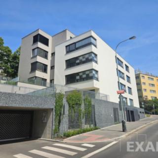 Prodej bytu 2+kk 53 m² Praha Smíchov, Holečkova