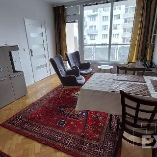 Prodej bytu 2+1 57 m² Karlovy Vary, Vítězná