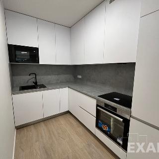 Pronájem bytu 2+kk 57 m² Praha, Plzeňská