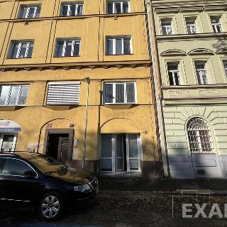 Prodej obchodu 28 m² Praha, Za papírnou