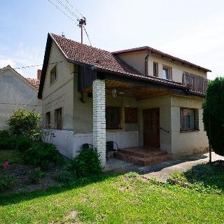 Prodej rodinného domu 137 m² Luže, 