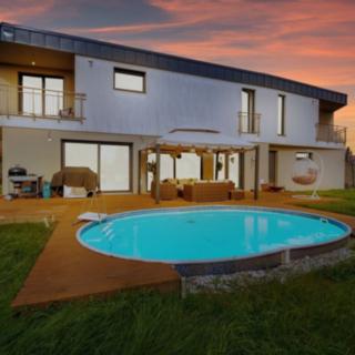 Prodej rodinného domu 363 m&sup2; Hostivice