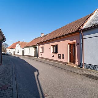 Prodej rodinného domu 120 m&sup2; Žiželice