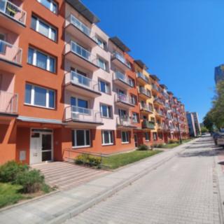 Prodej bytu 3+1 64 m² Sezimovo Ústí, Krátká
