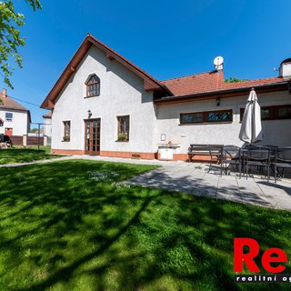 Prodej rodinného domu 550 m² Vlčatín, 