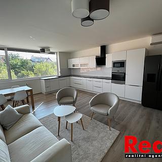 Pronájem bytu 3+kk 130 m&sup2; Brno