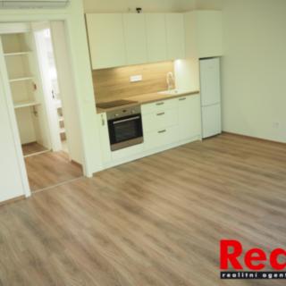 Pronájem bytu 1+kk, garsoniery 34 m² Brno