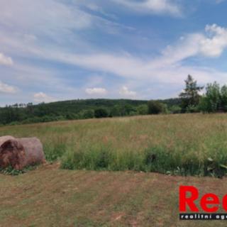 Prodej stavební parcely 37768 m² Velenov