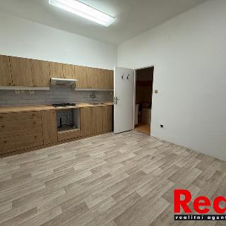 Pronájem bytu 3+1 80 m² Střelice, 