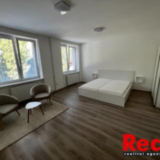 Pronájem bytu 1+1 37 m² Brno