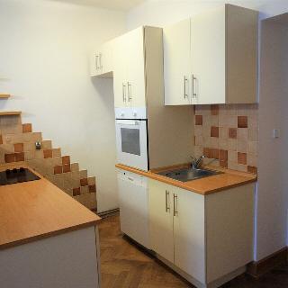 Pronájem bytu 2+kk 36 m² Plzeň, Ruská