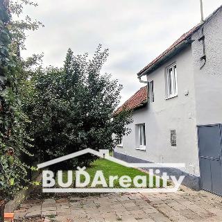 Pronájem rodinného domu 200 m² Otrokovice, 