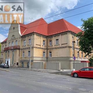 Pronájem bytu 2+kk 27 m² Chomutov, Puškinova