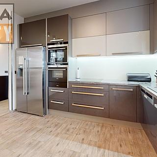 Prodej bytu 5+kk 135 m&sup2; Ústí nad Labem