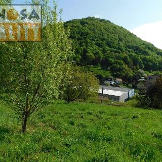 Prodej stavební parcely 2 070 m² Povrly