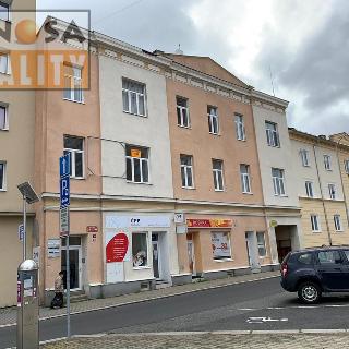 Pronájem obchodu 27 m² Chomutov, 28. října